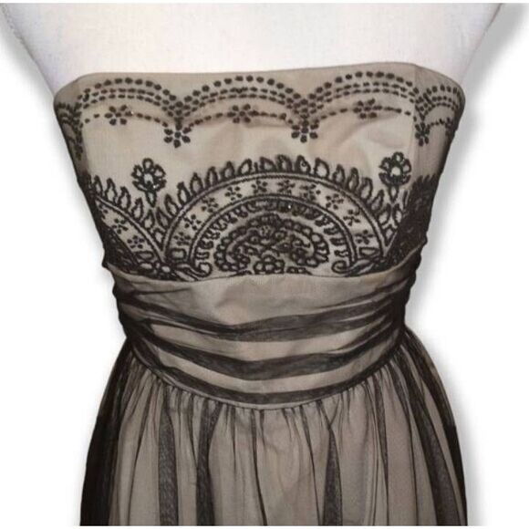 DAVID'S BRIDAL BLACK & NUDE STRAPLESS TULLE DRESS W/CAVIAR BEADING SZ.2 EUC - Picture 6 of 11